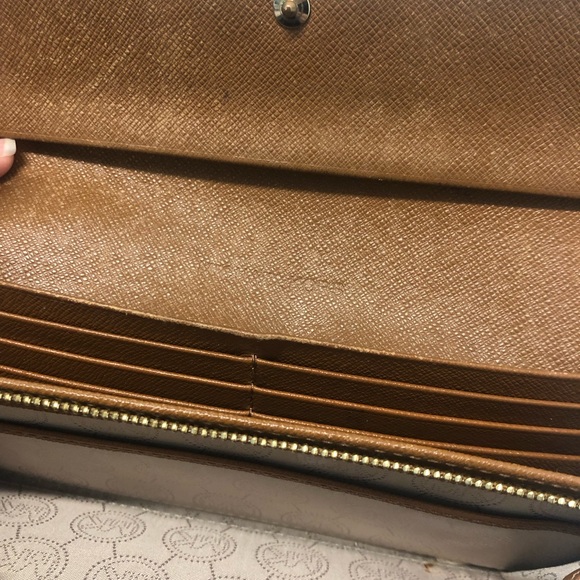 Michael Kors Brown Wallet - Picture 7 of 8